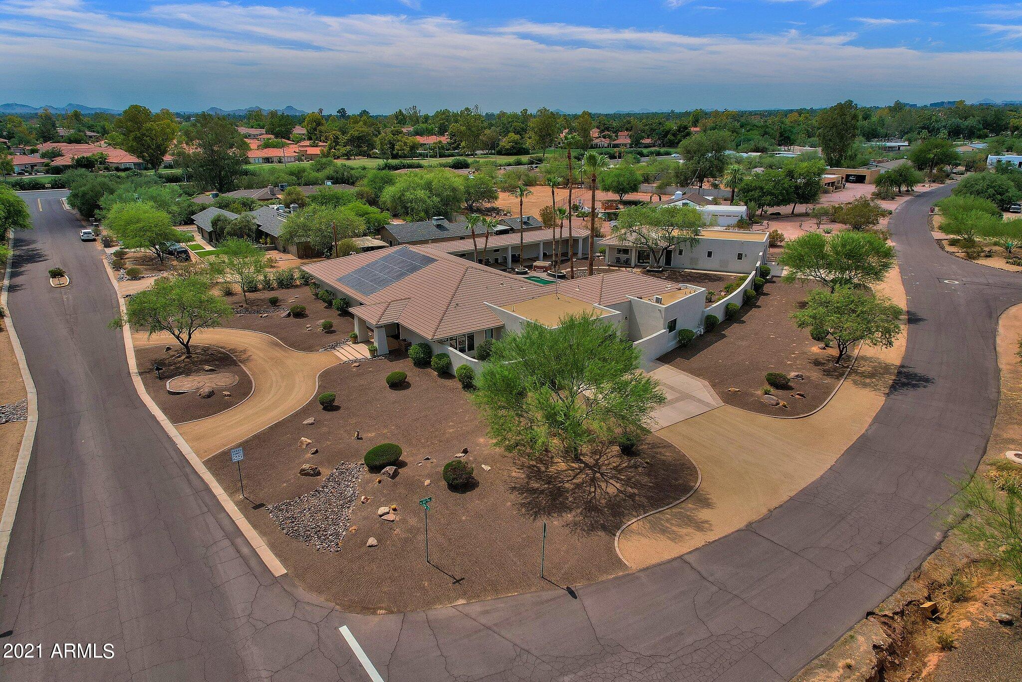SUNDOWN RANCHOS - Residential