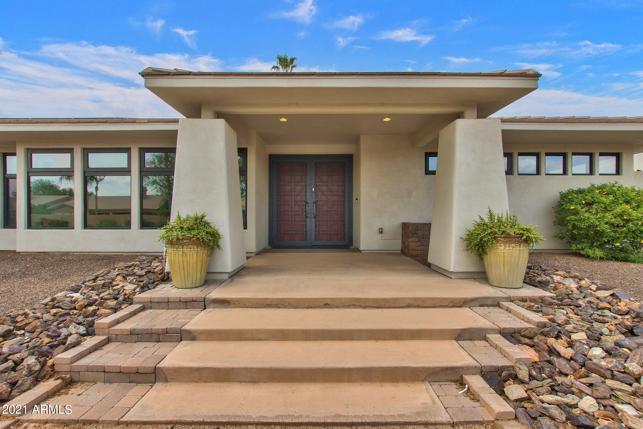 SUNDOWN RANCHOS - Residential
