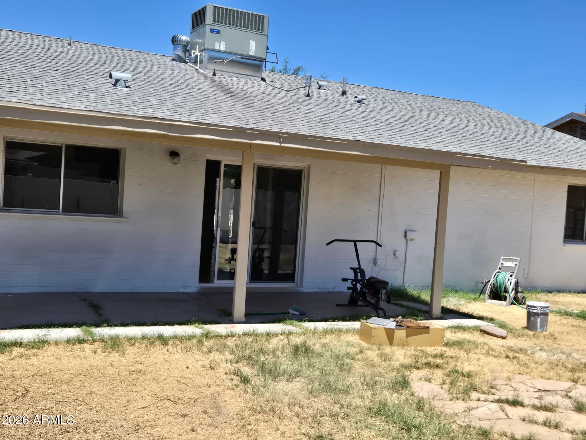 4413 W SHANGRI LA Road