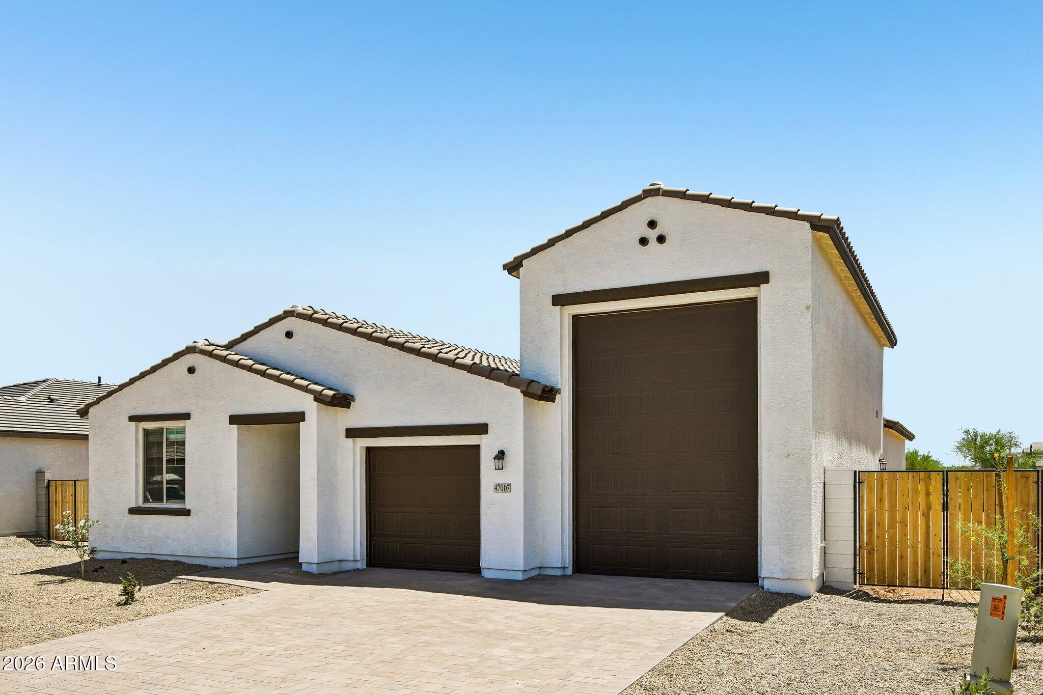 47007 W PECAN WOODS --