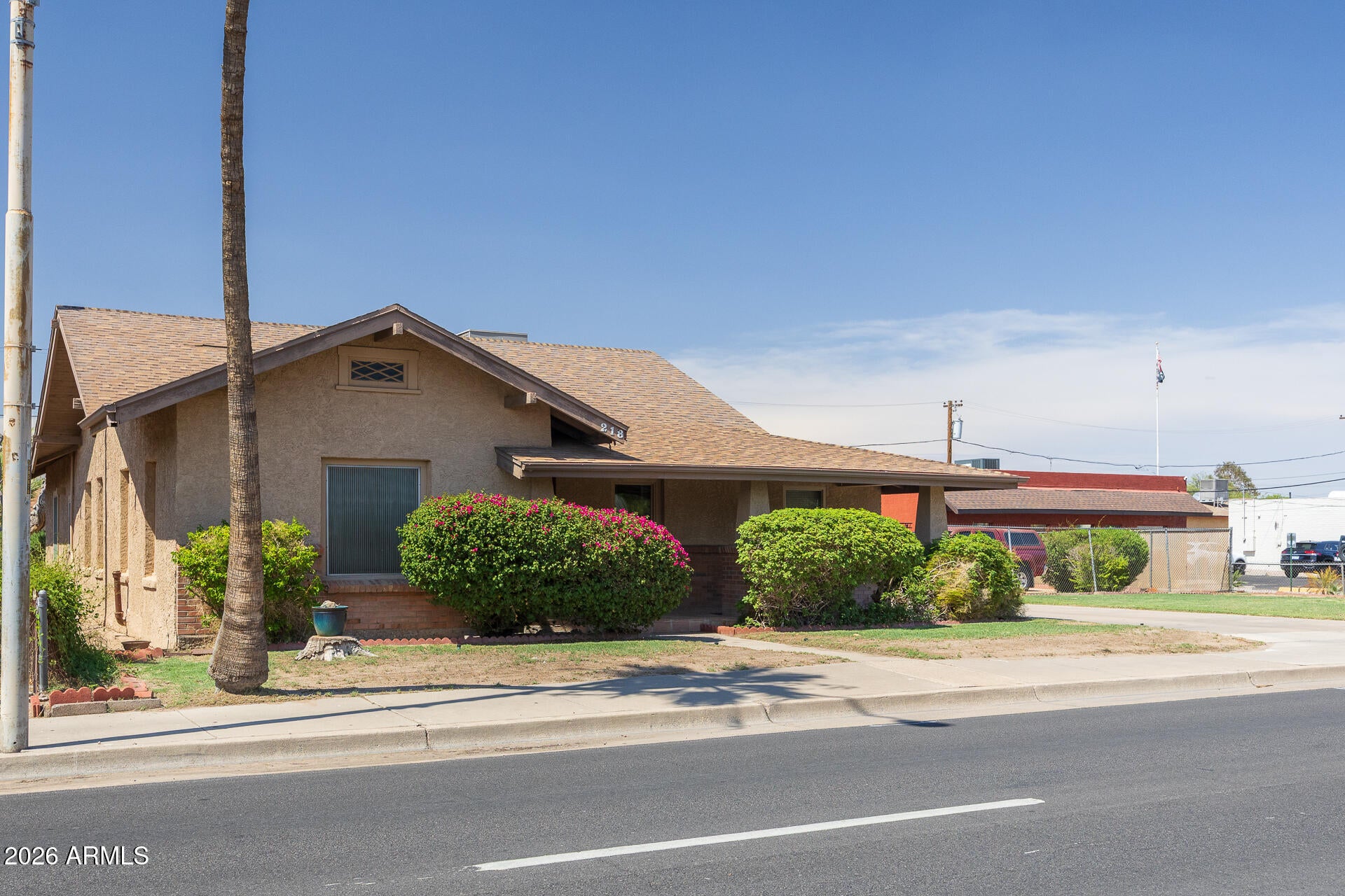 218 W FLORENCE Boulevard