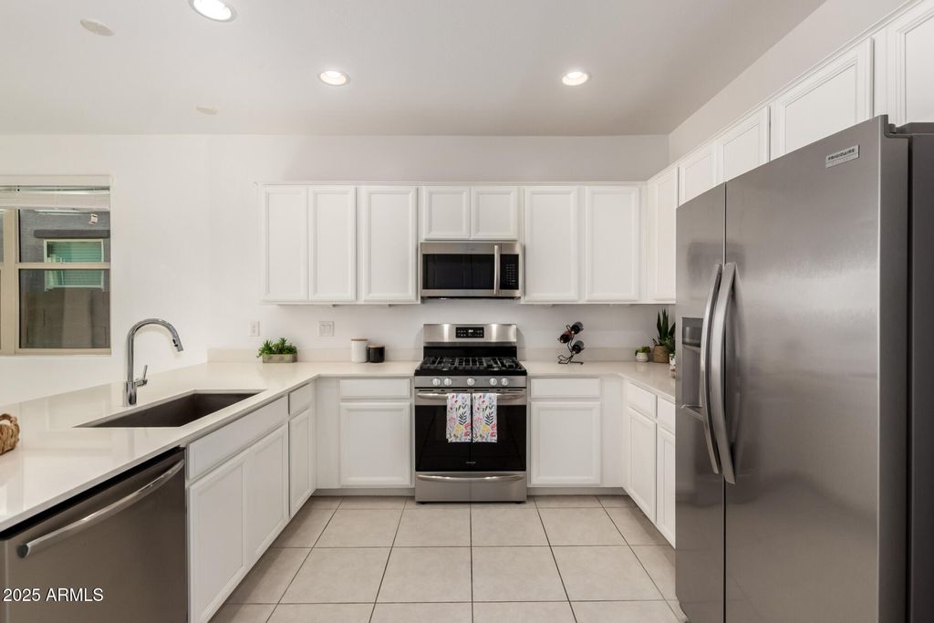 Photo of 12521 W Morten Avenue, Glendale, AZ 85307 (MLS # 6925730)