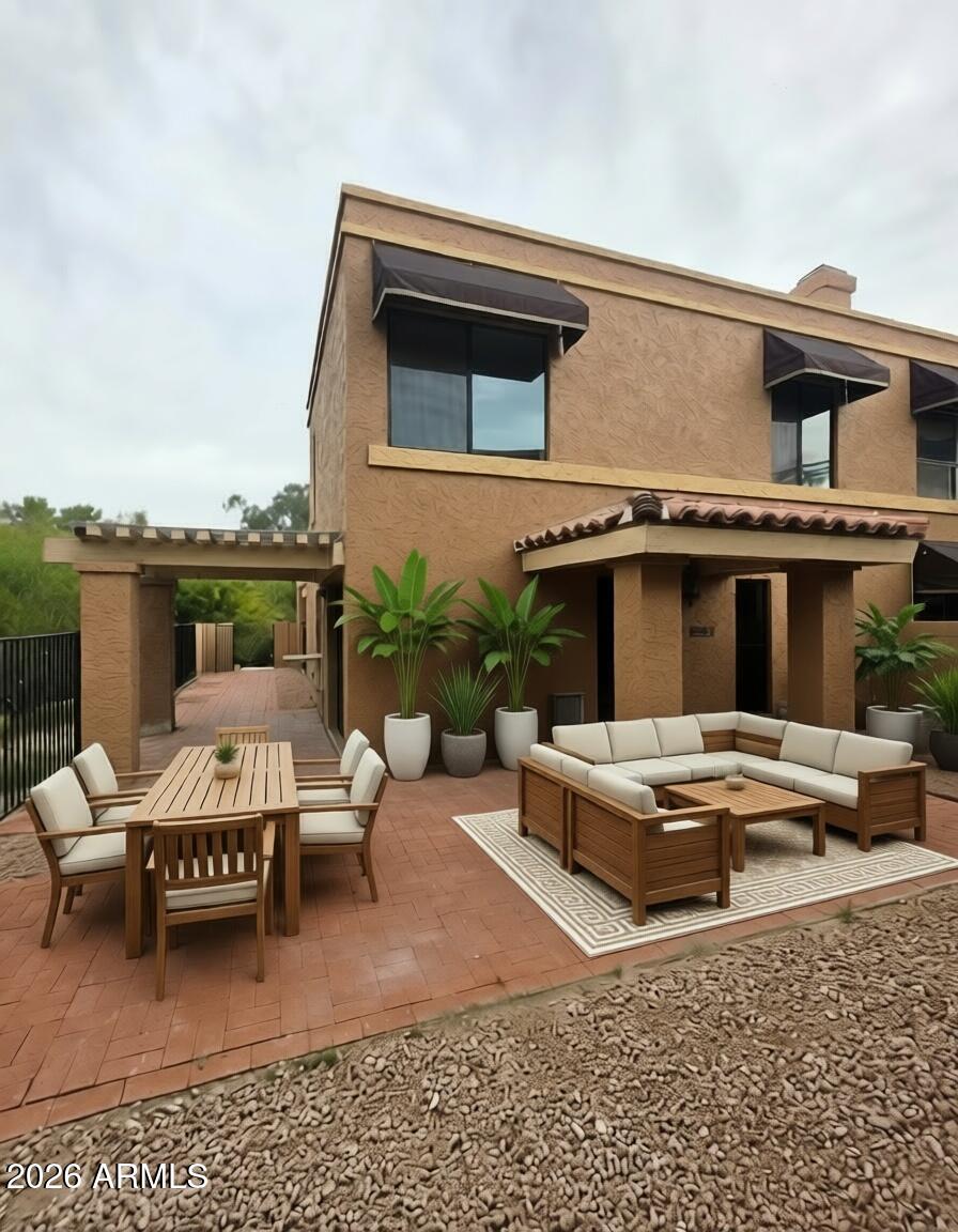 10425 N 10TH Place 1