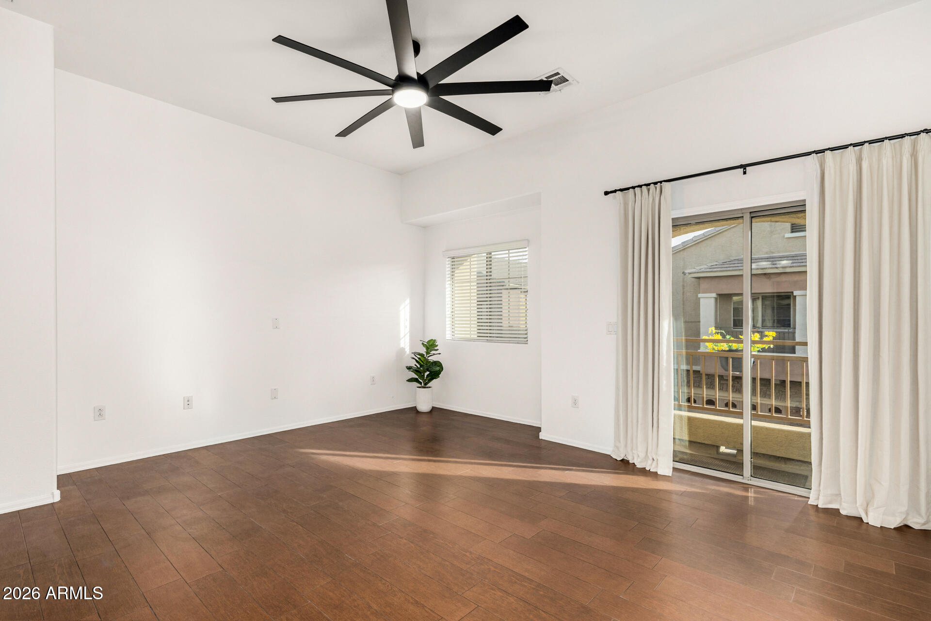 1350 S GREENFIELD Road 2039