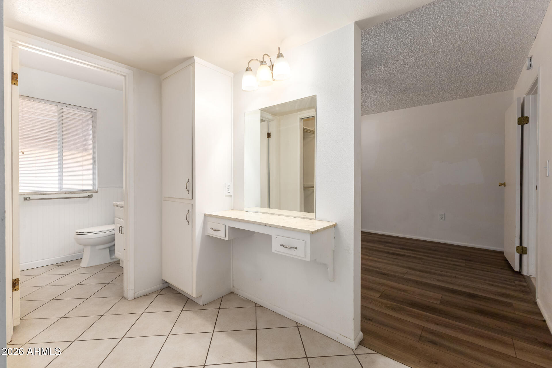 14215 N TUMBLEBROOK Way