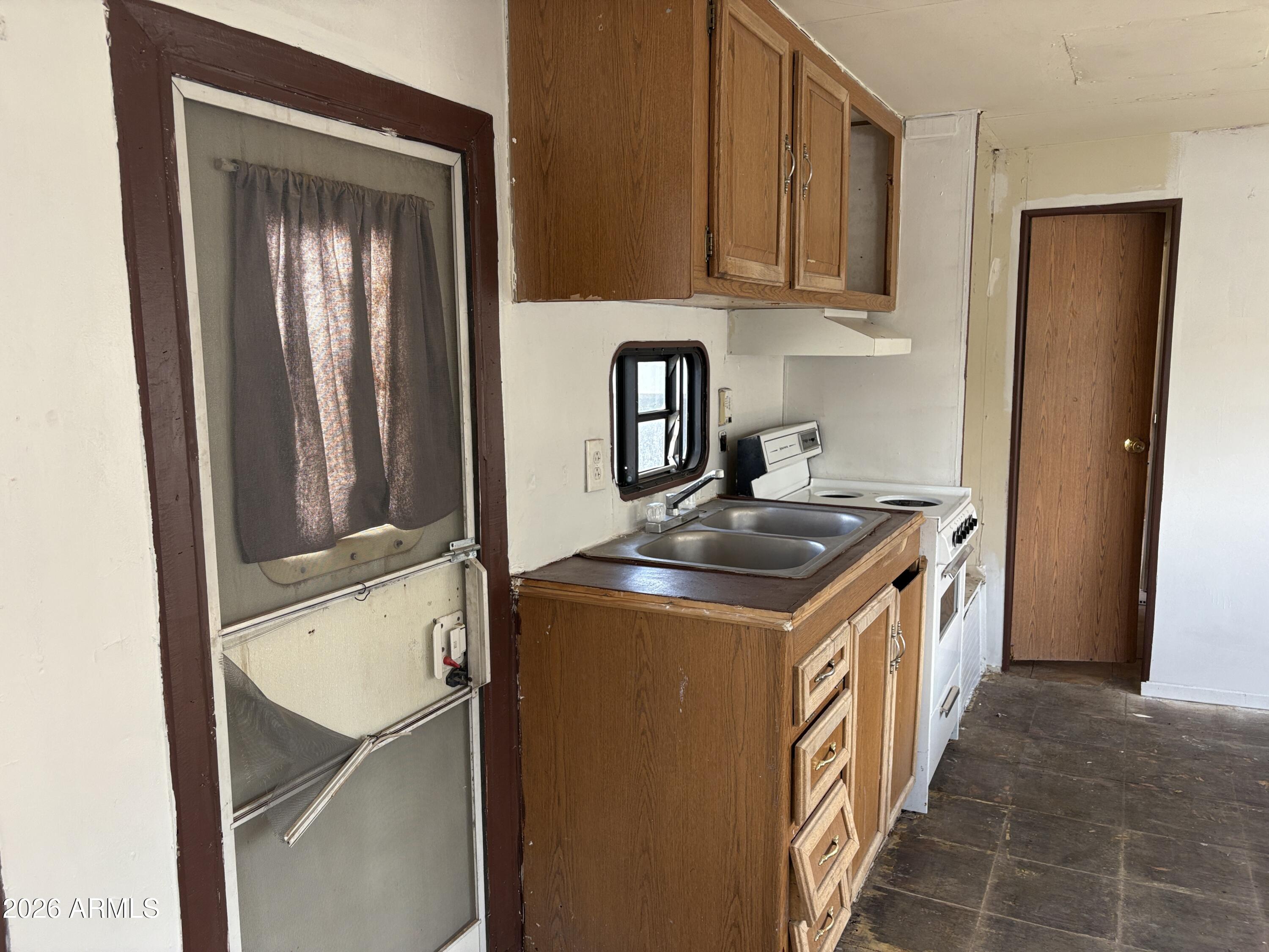 517 N AVENUE A -- 34A