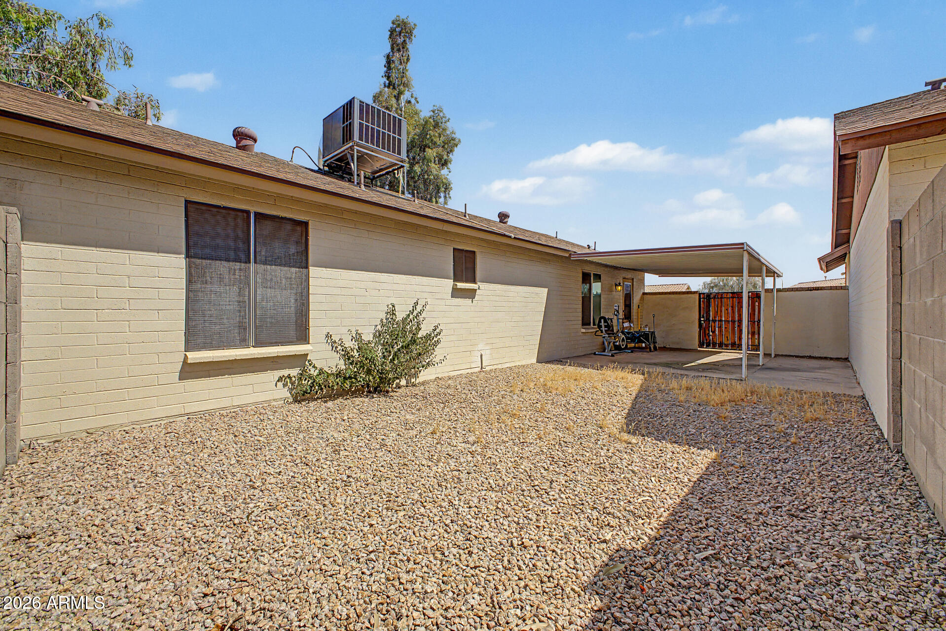 8520 W Palm Lane 1067