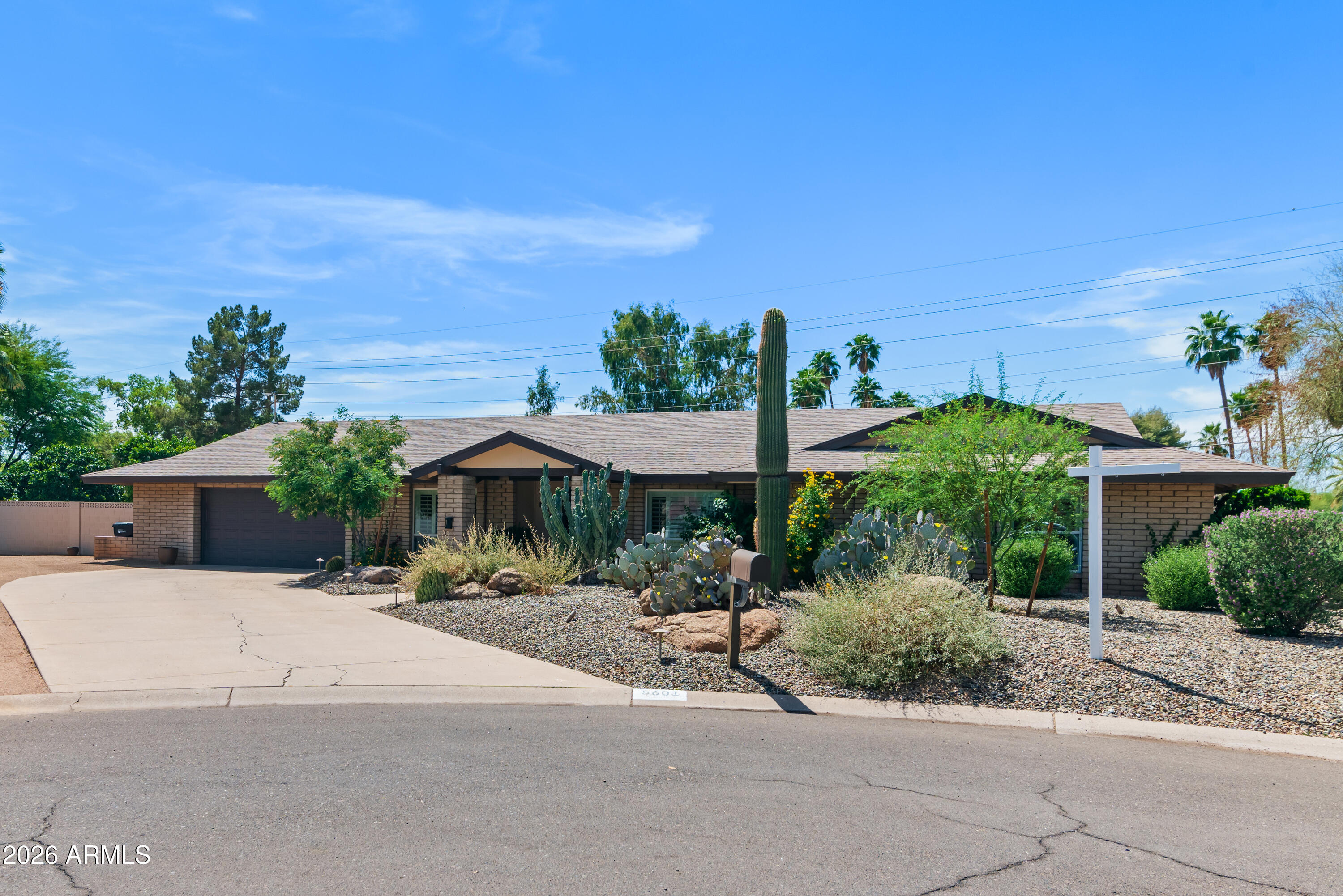 5601 E CHARTER OAK Road