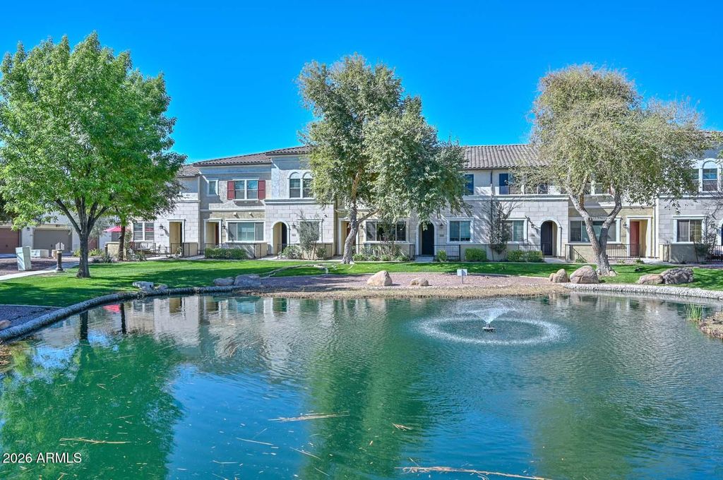 Photo of 2665 S Catherine Drive #101, Gilbert, AZ 85295 (MLS # 6988383)