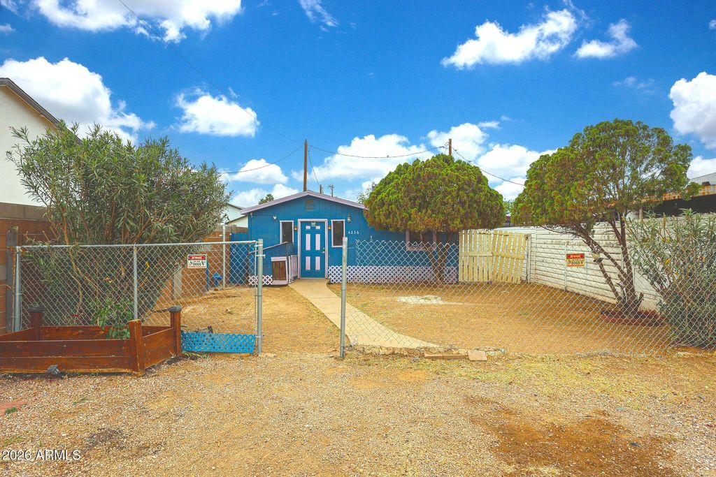 Photo of 4236 N 31st Drive, Phoenix, AZ 85017 (MLS # 7025762)
