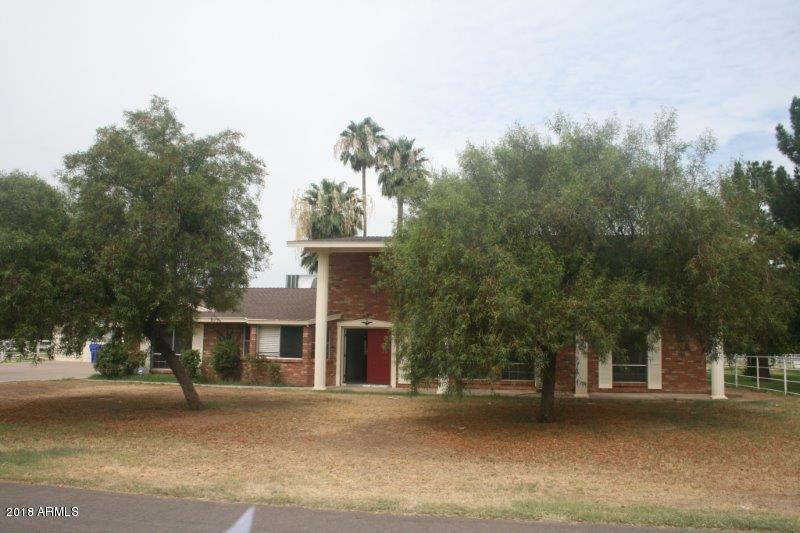 804 N ALZORA Way