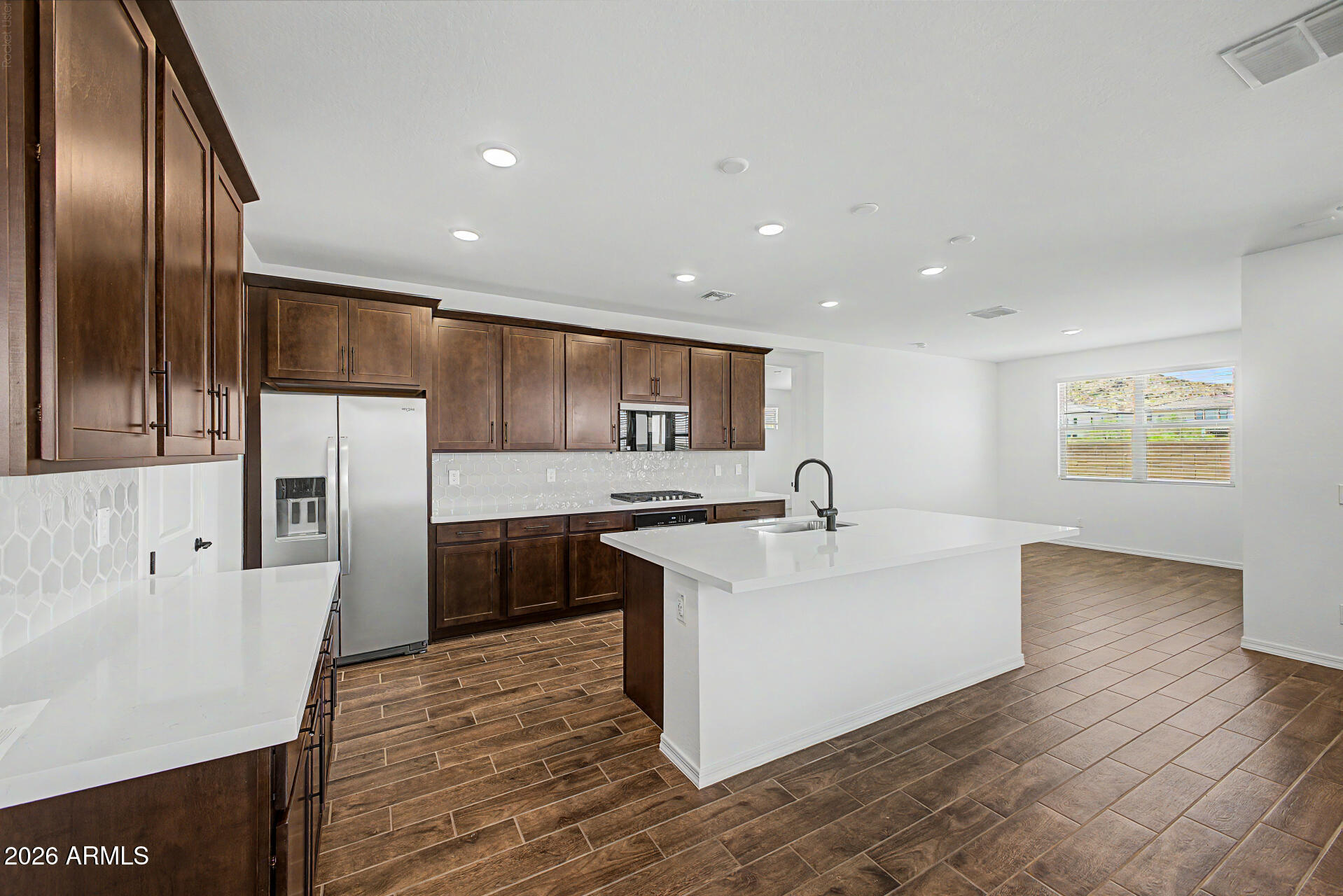 34396 N Timberlake Manor