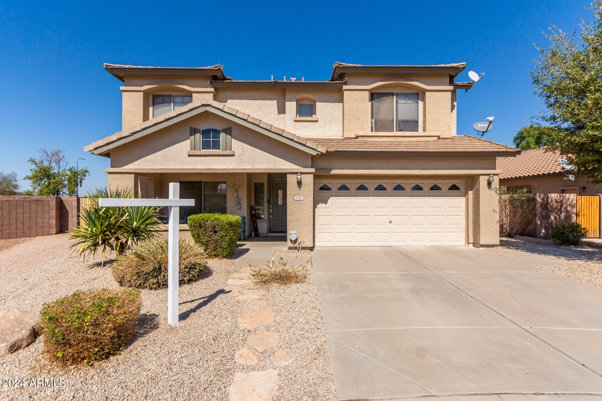 1050 E INDIGO Drive
