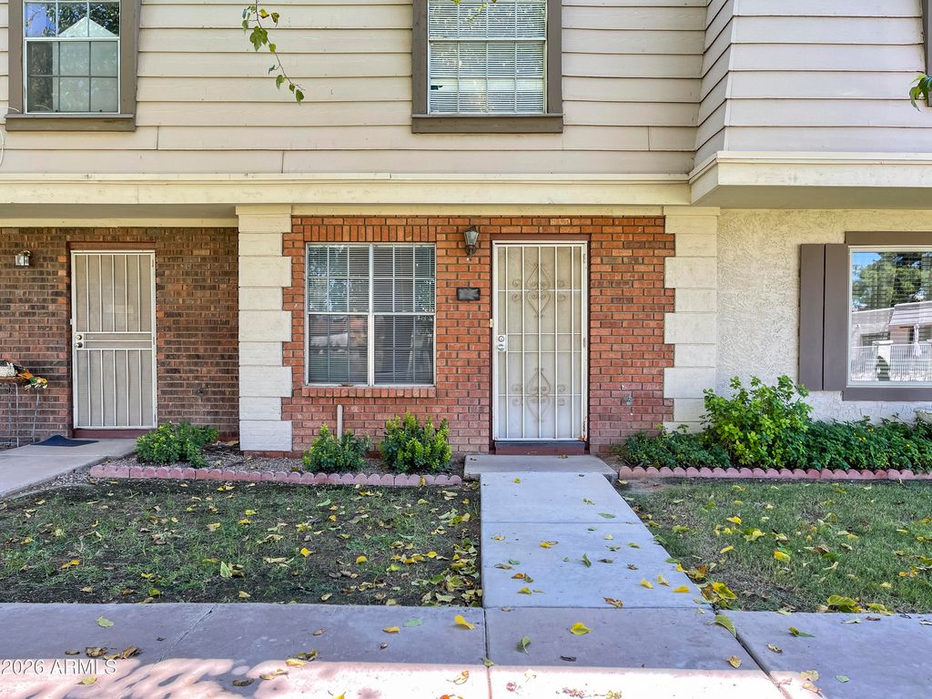 Photo of 1026 E Bendix Drive, Tempe, AZ 85283 (MLS # 7017254)