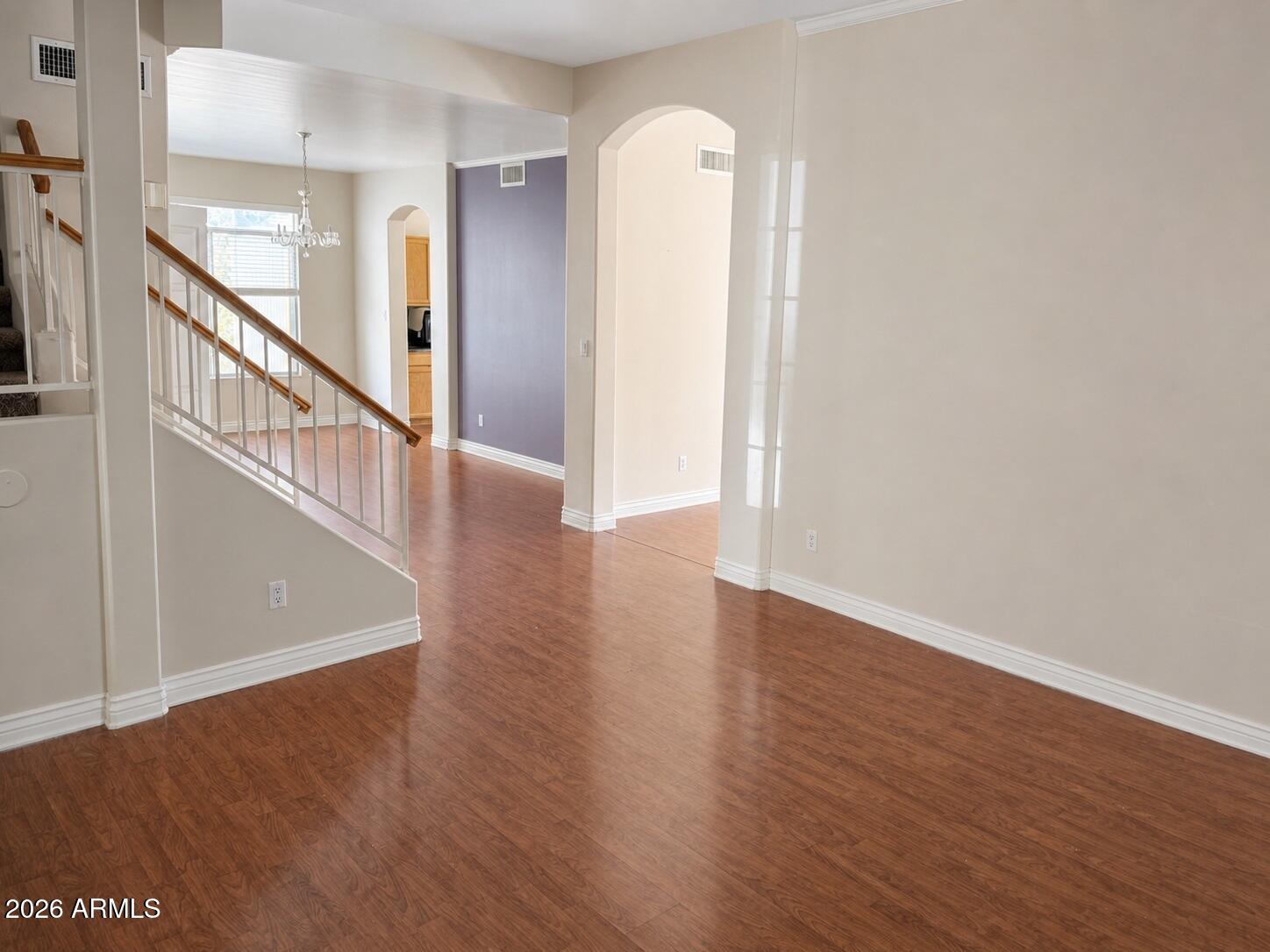 231 N LEOMA Court