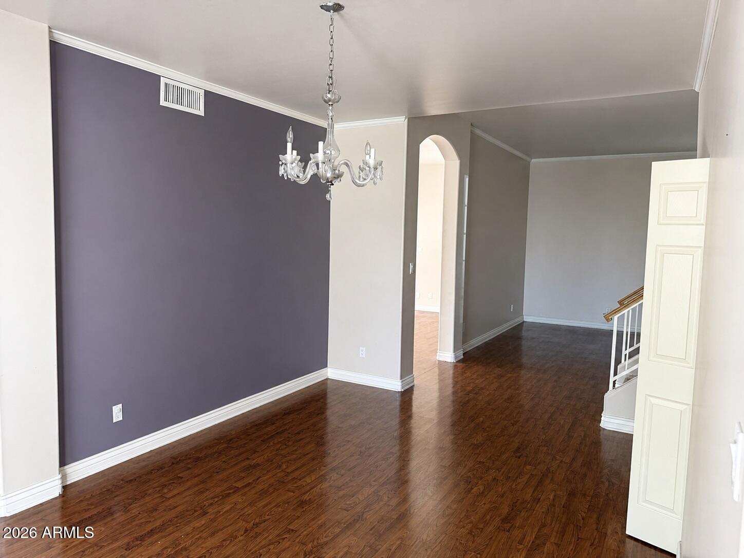 231 N LEOMA Court