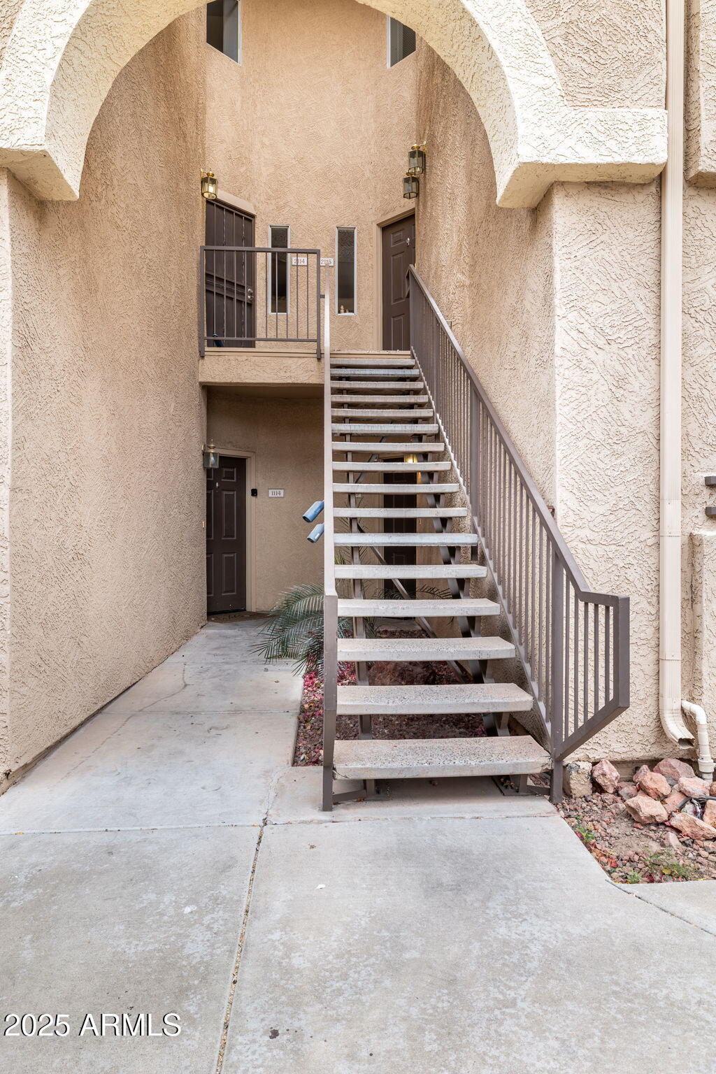 10410 N CAVE CREEK Road 2114