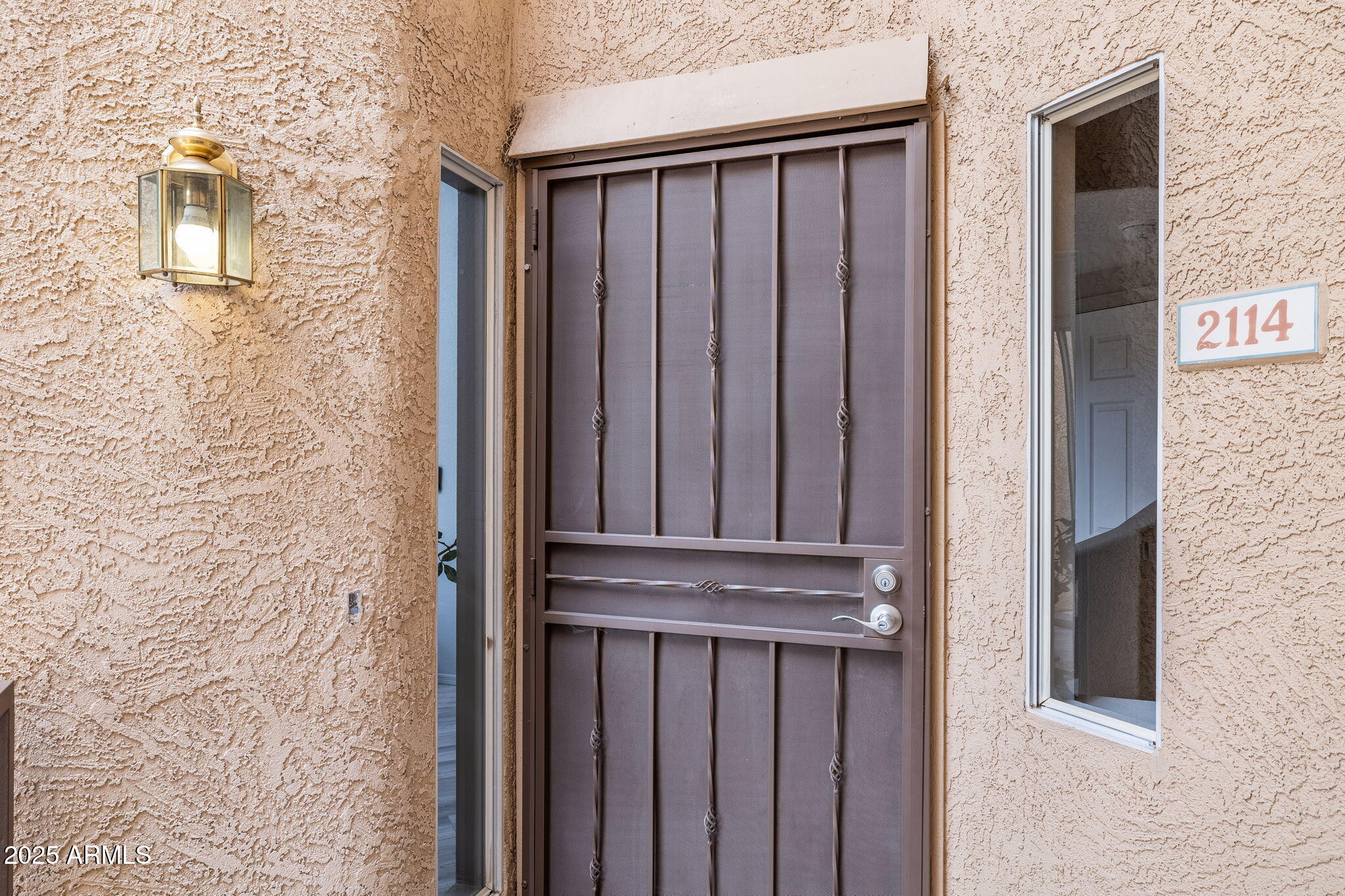 10410 N CAVE CREEK Road 2114