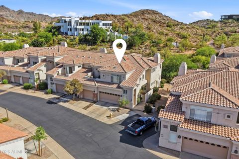 Photo of 1747 E Northern Avenue #140, Phoenix, AZ 85020 (MLS # 7018164)