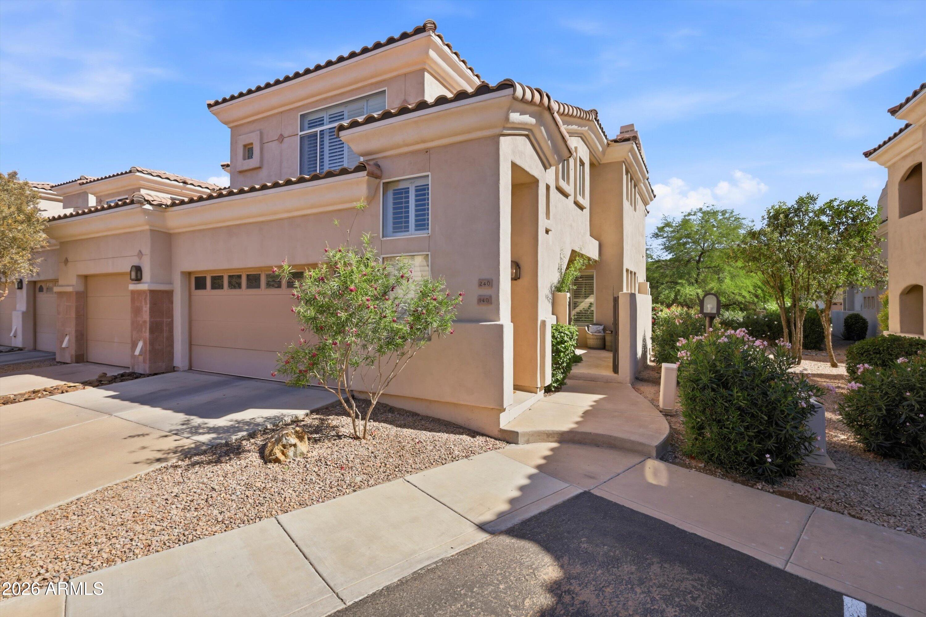 1747 E NORTHERN Avenue 140