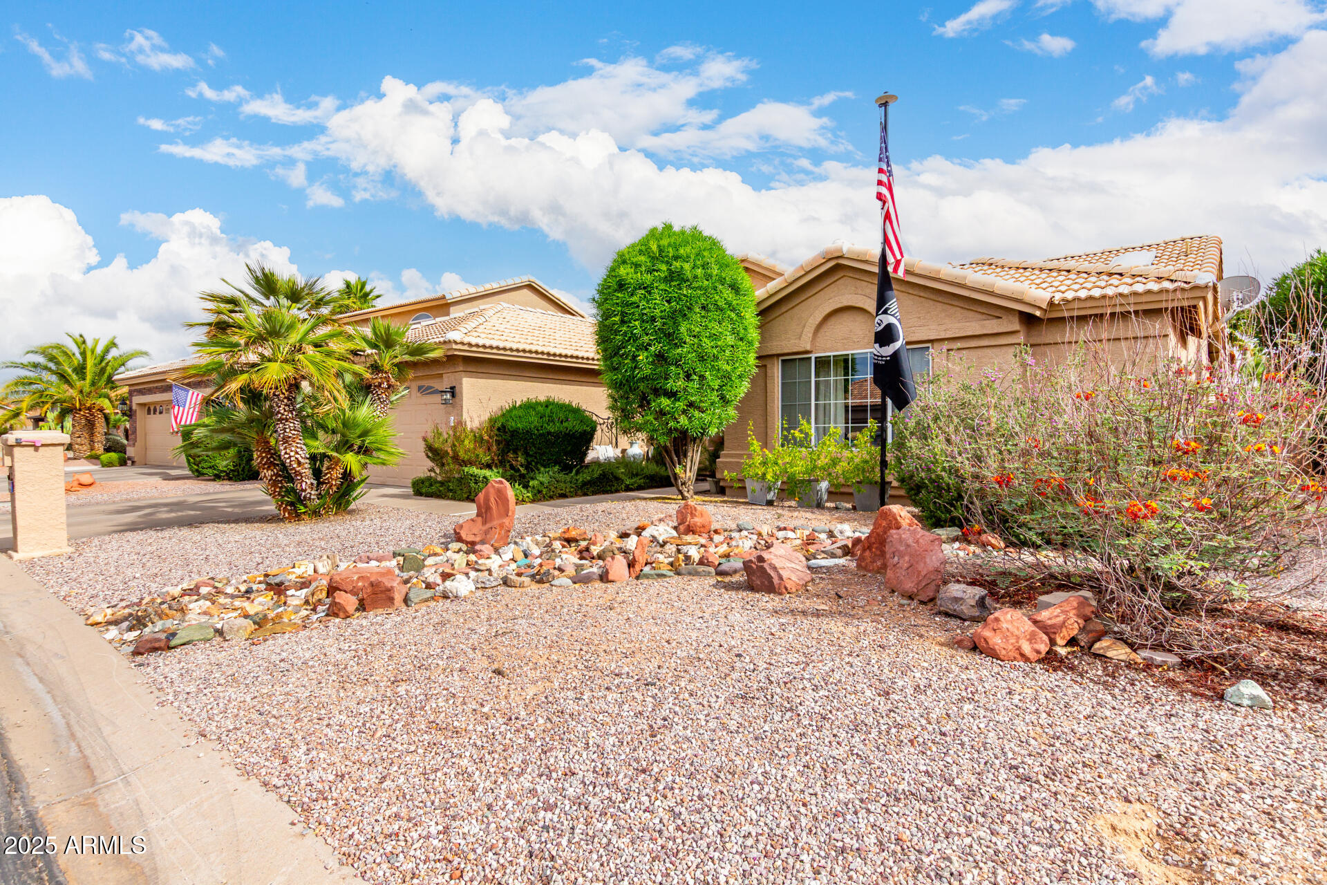 9529 E ARROWVALE Drive