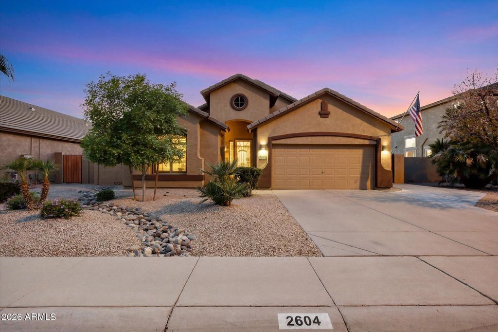 Photo of 2604 S Ponderosa Drive, Gilbert, AZ 85295 (MLS # 7000525)