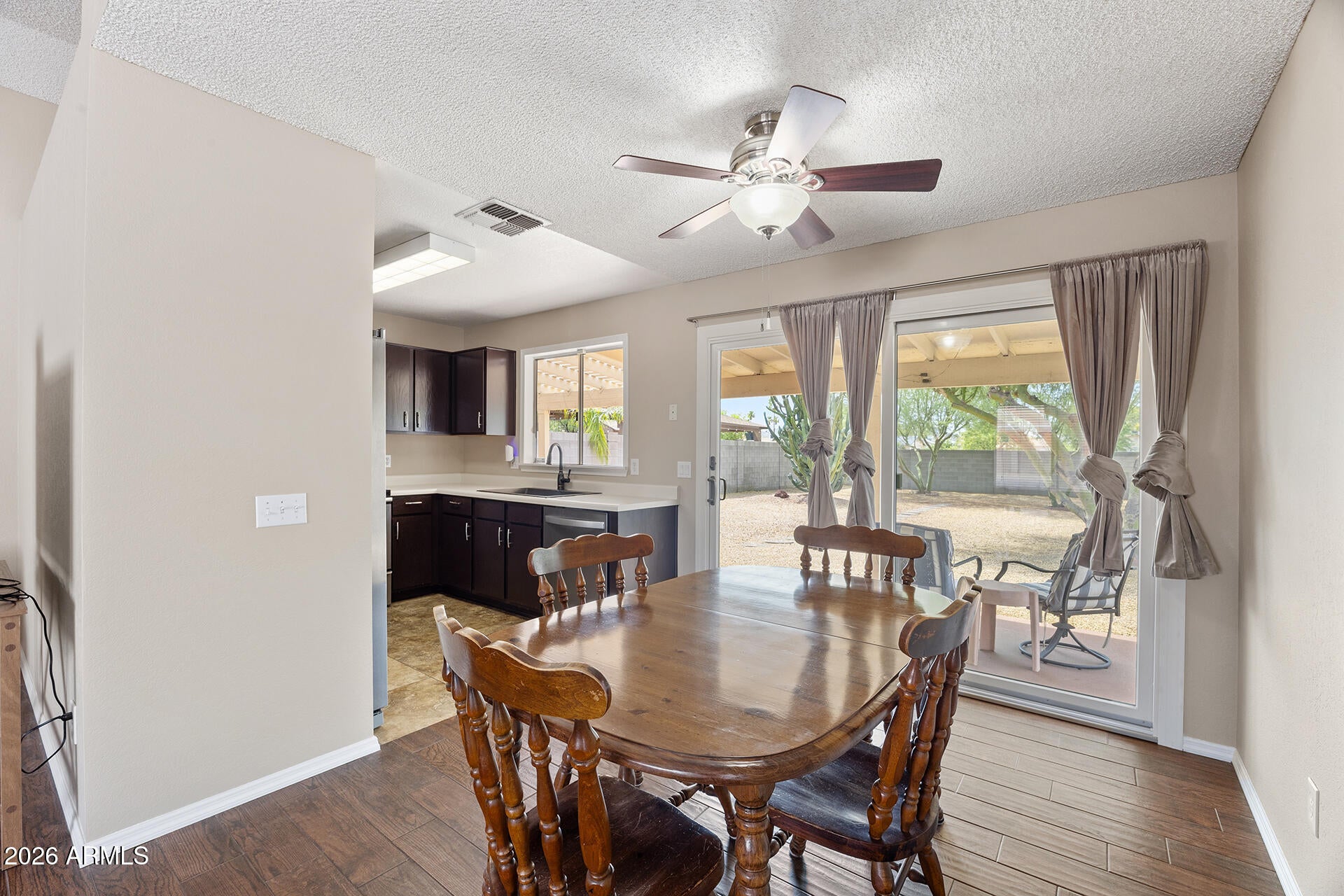 2111 E PARADISE Lane