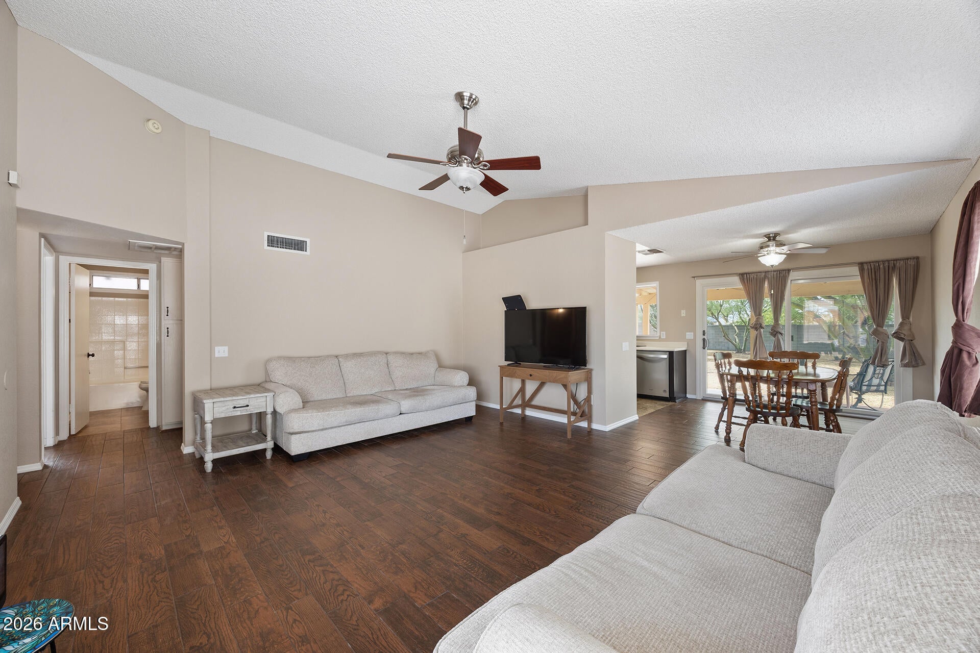 2111 E PARADISE Lane