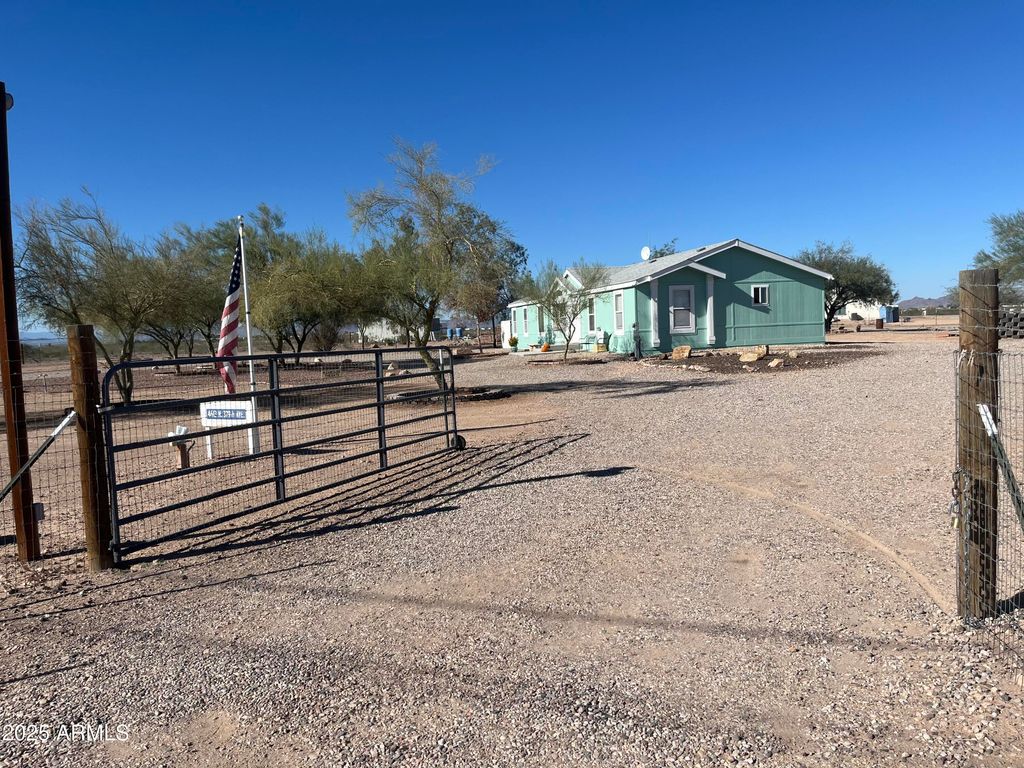 Photo of 4613 N 379th Avenue, Tonopah, AZ 85354 (MLS # 6940974)