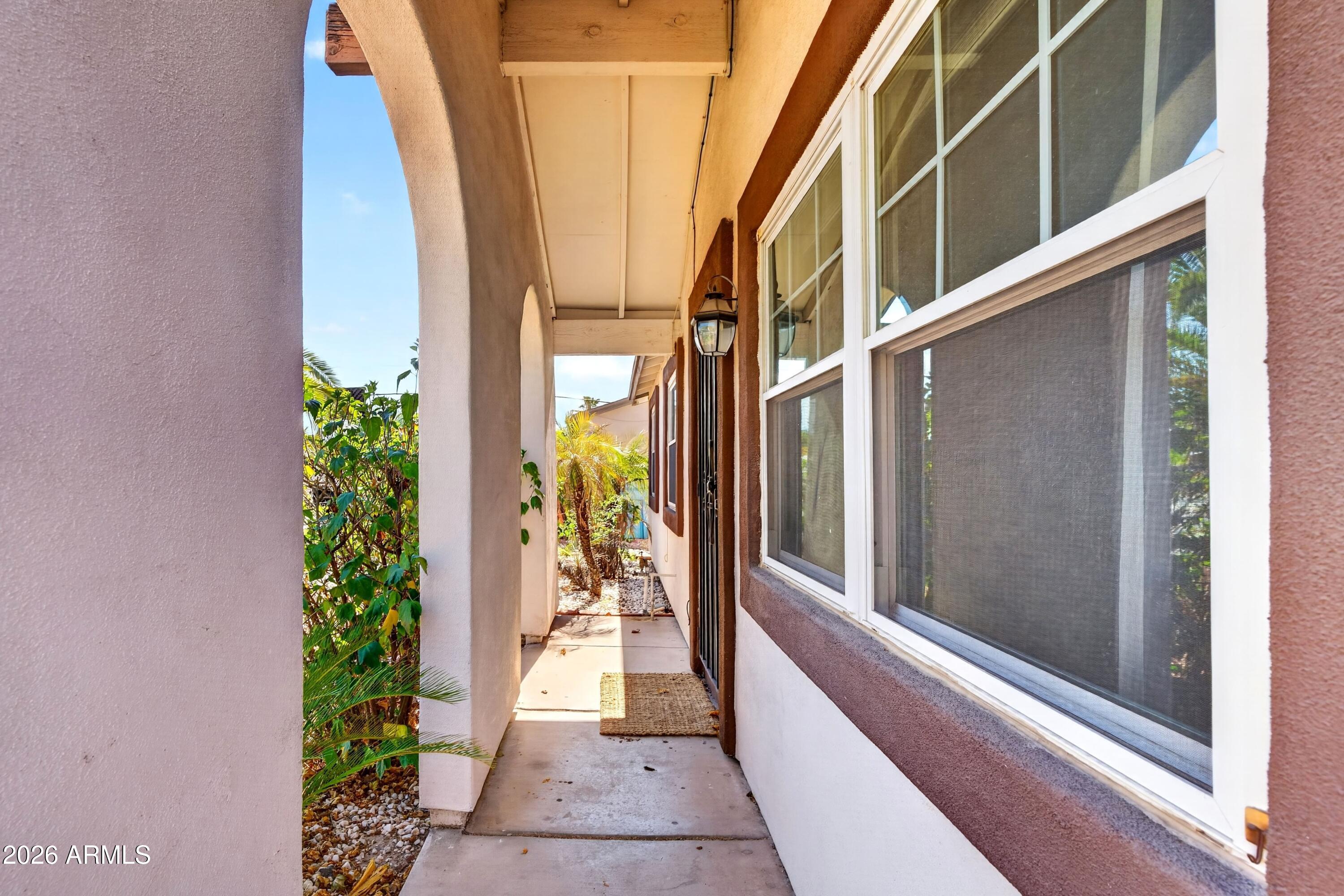 3531 E ACOMA Drive