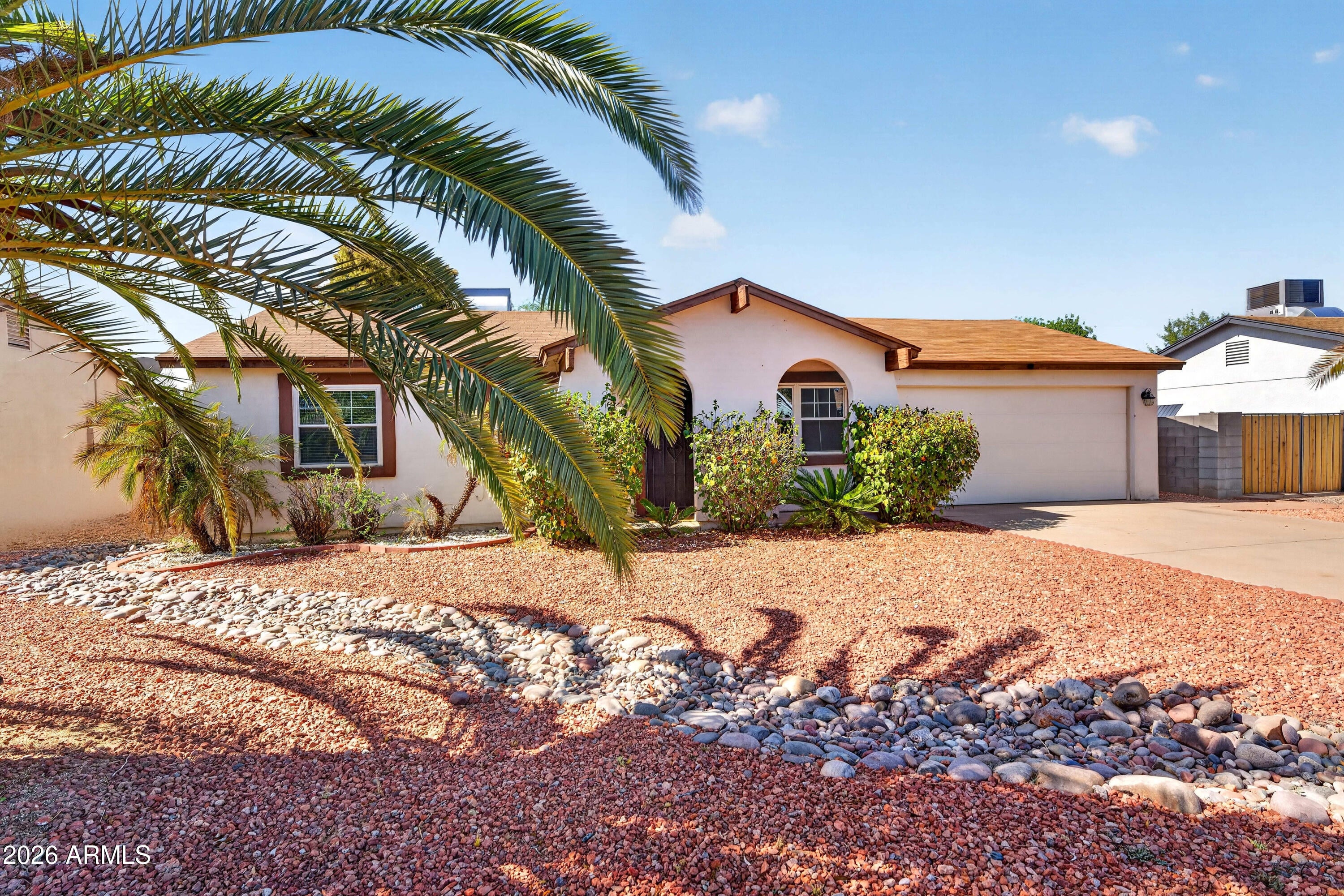 3531 E ACOMA Drive