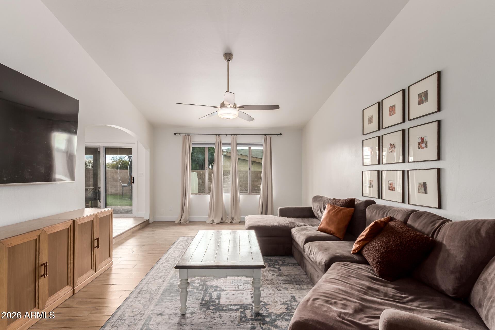 5831 W CAMPO BELLO Drive