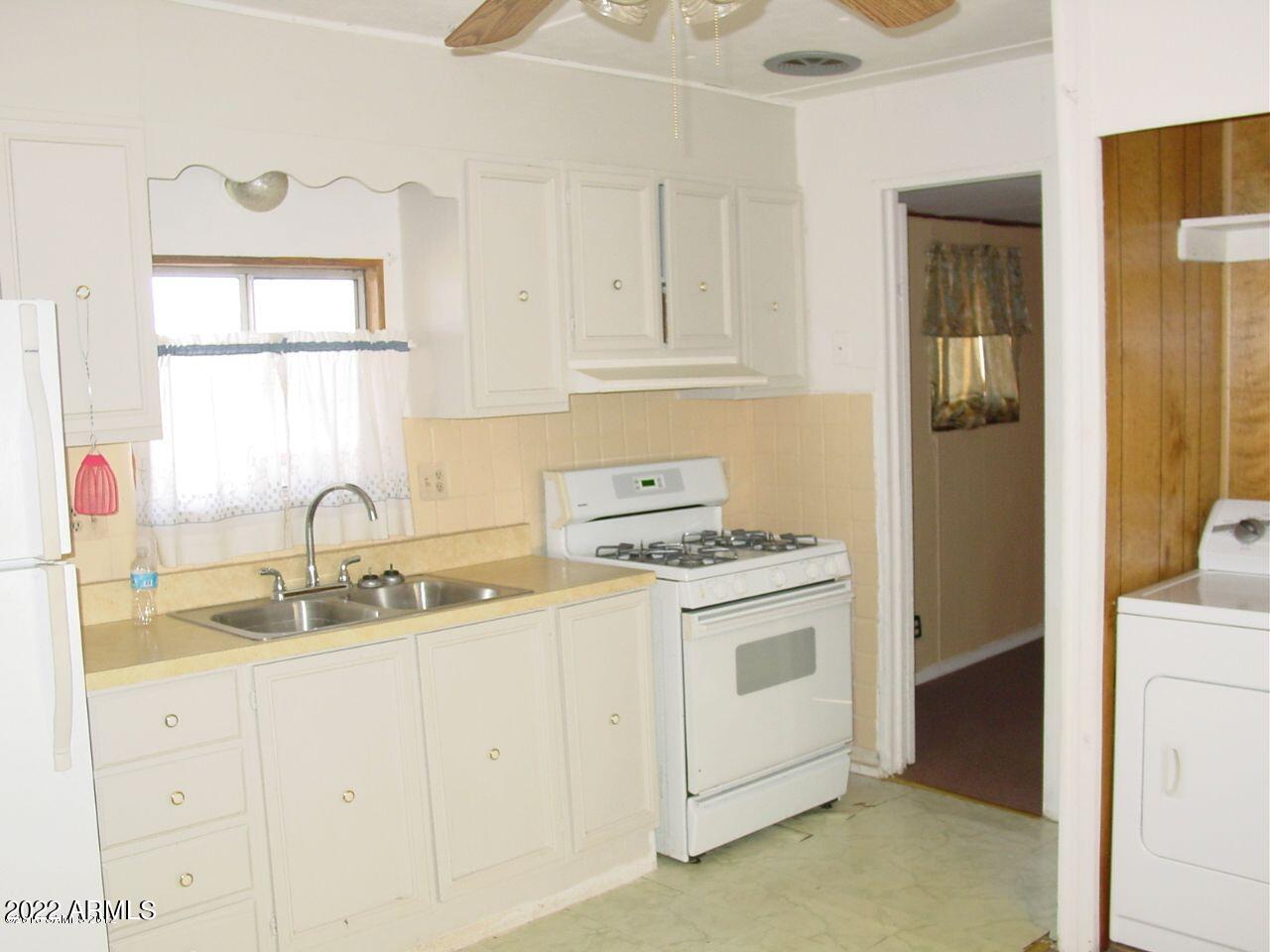 Golden Meadows - Residential