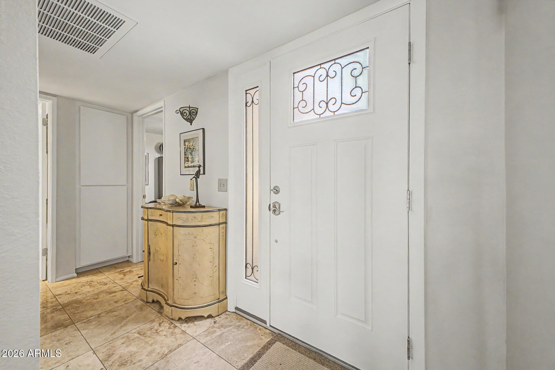 1121 E COCHISE Drive