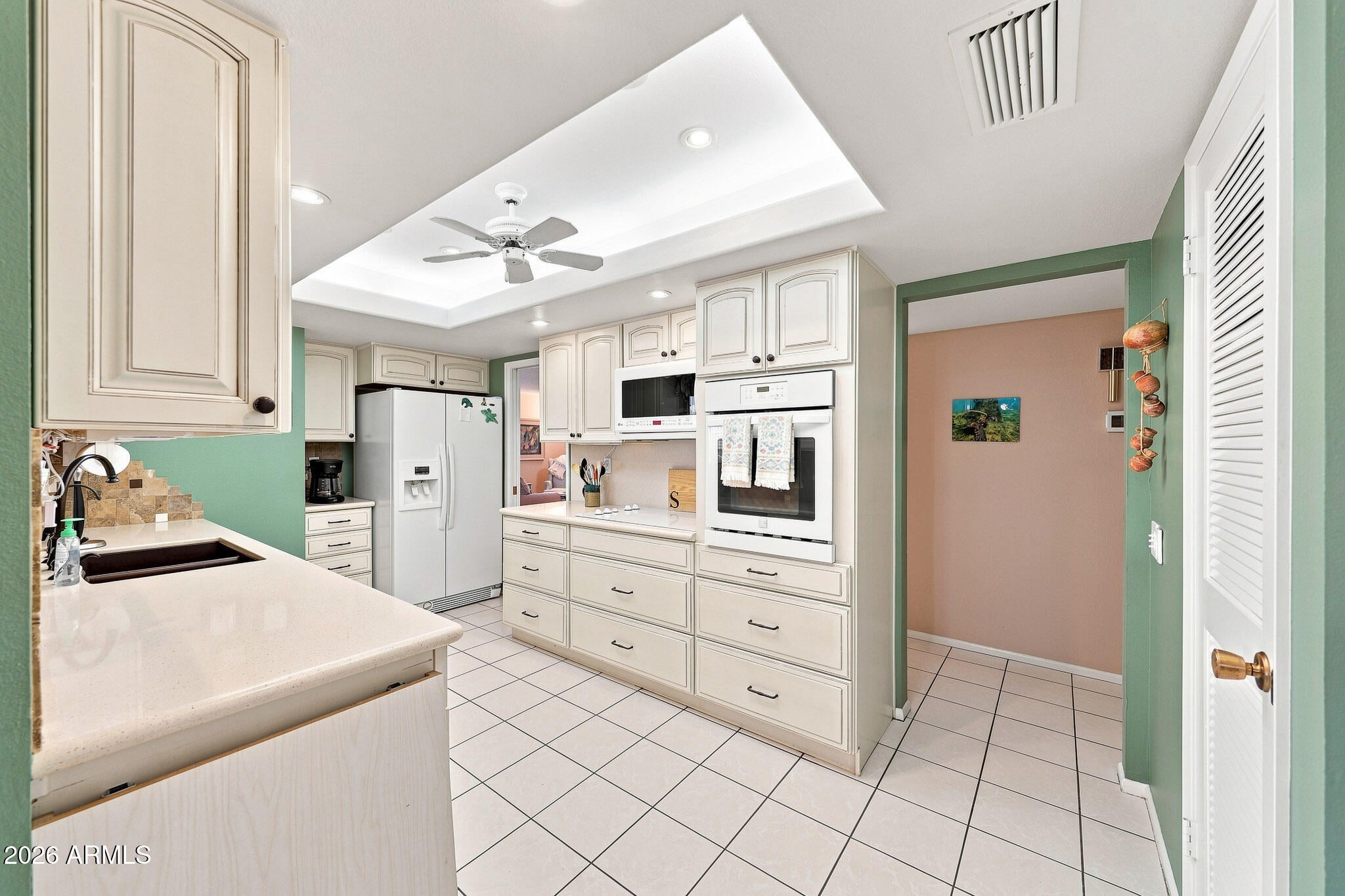 11053 W PINE HOLLOW Drive