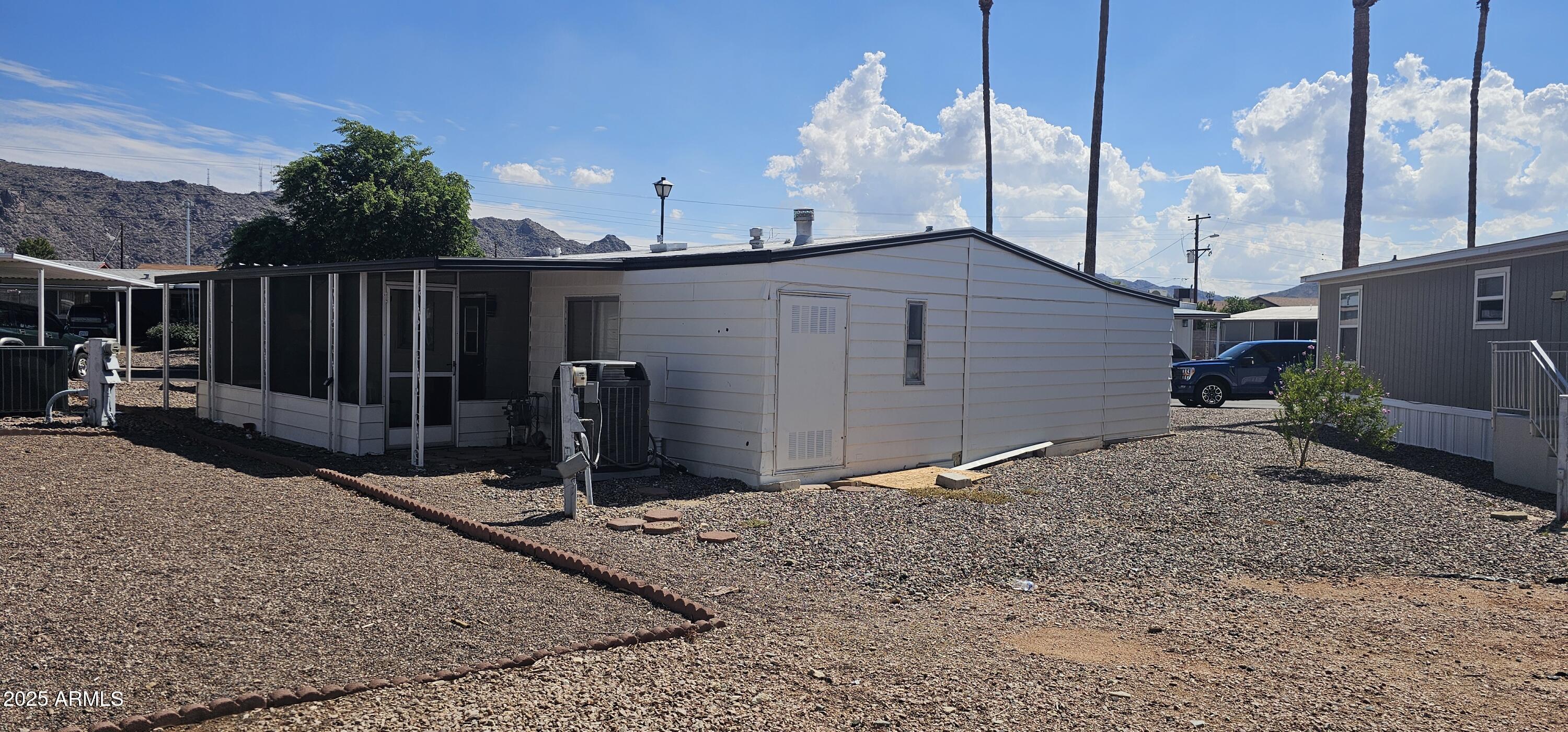 303 E SOUTH MOUNTAIN Avenue 148