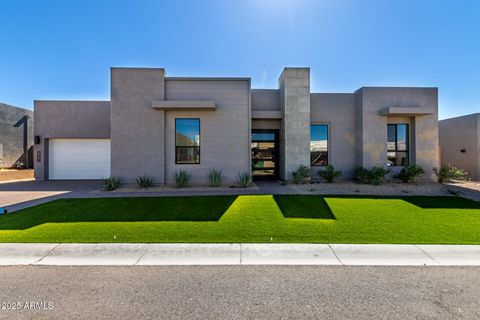 5721 E RANCHO CALIENTE Drive Cave Creek AZ 85331