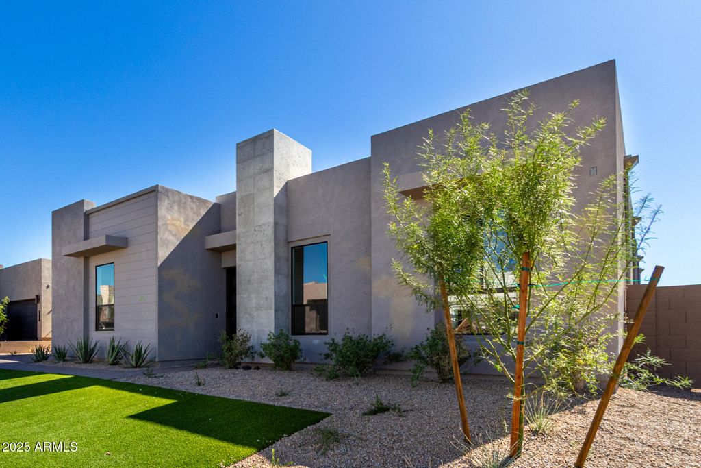 Photo of 5721 E Rancho Caliente Drive, Cave Creek, AZ 85331 (MLS # 6937575)