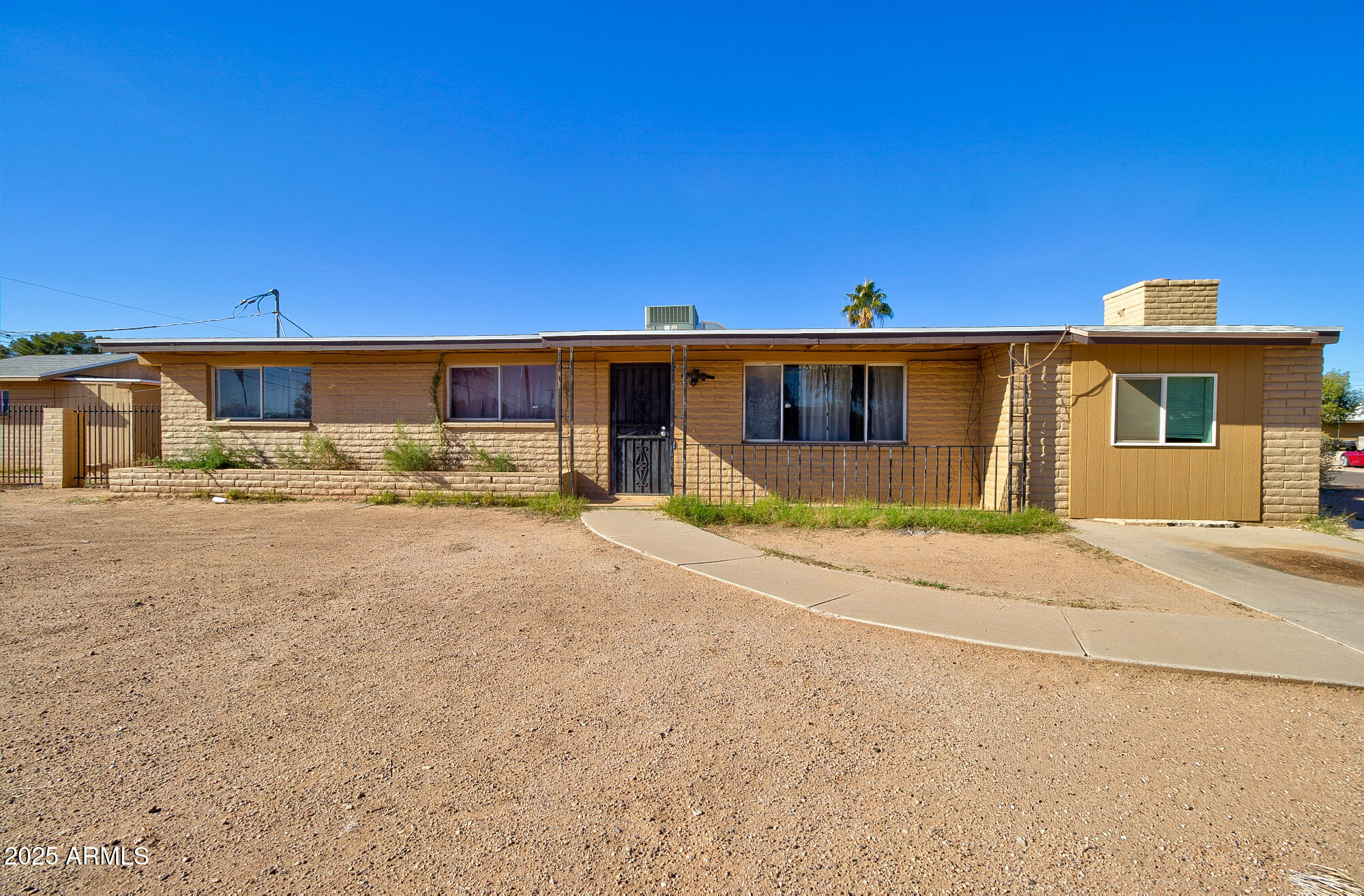 Properties 1 1204 N ADAMS Street