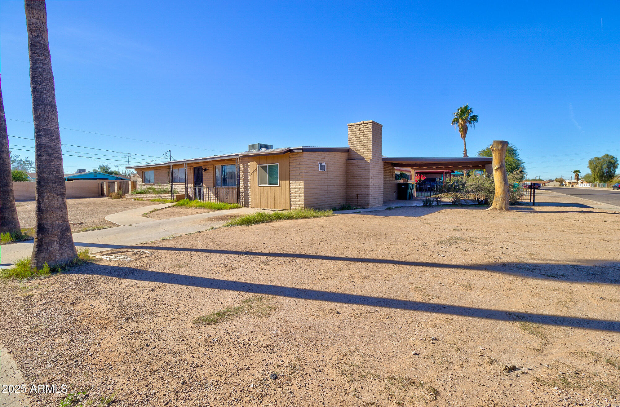 Properties 2 1204 N ADAMS Street