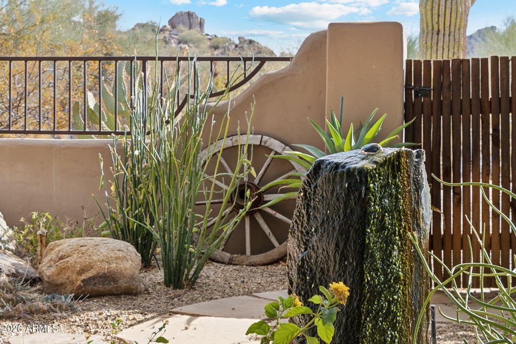 Photo of 9250 E Whitethorn Circle, Scottsdale, AZ 85266 (MLS # 6972301)