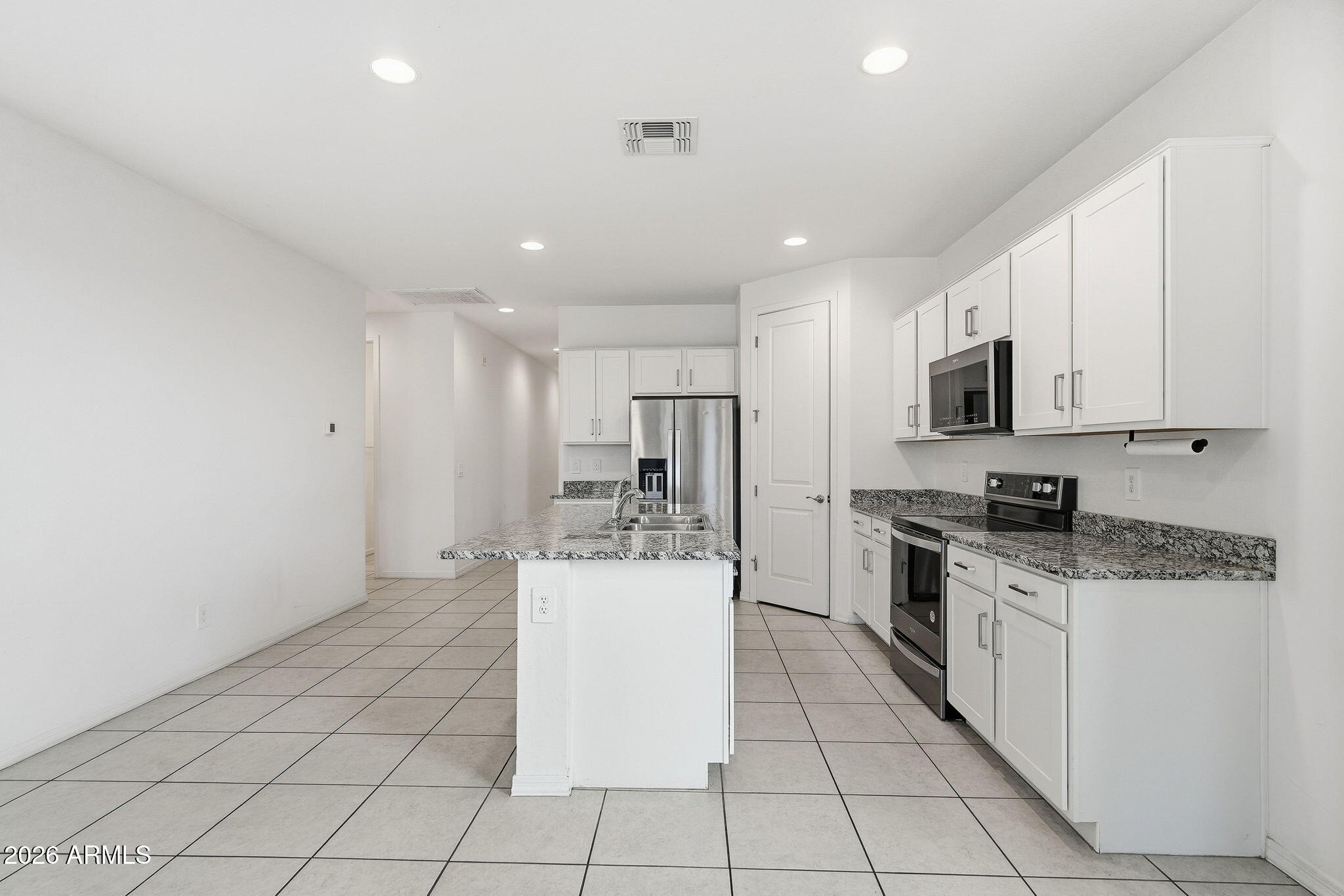 36284 W SAN CLEMENTE Avenue