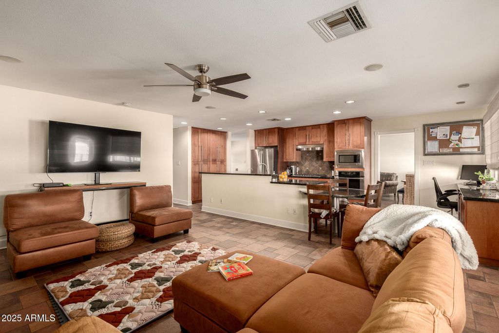 Photo of 1112 E Westchester Drive, Tempe, AZ 85283 (MLS # 6942371)