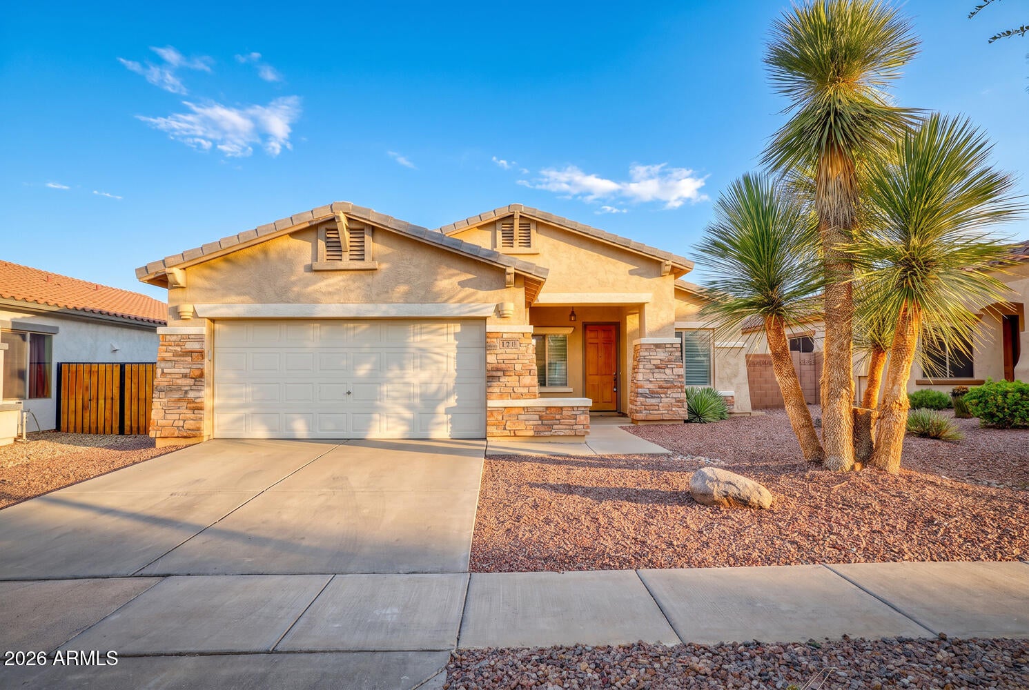 844 E INDIAN WELLS Place