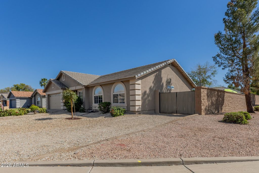 Photo of 3717 E Baranca Court, Gilbert, AZ 85297 (MLS # 6988772)