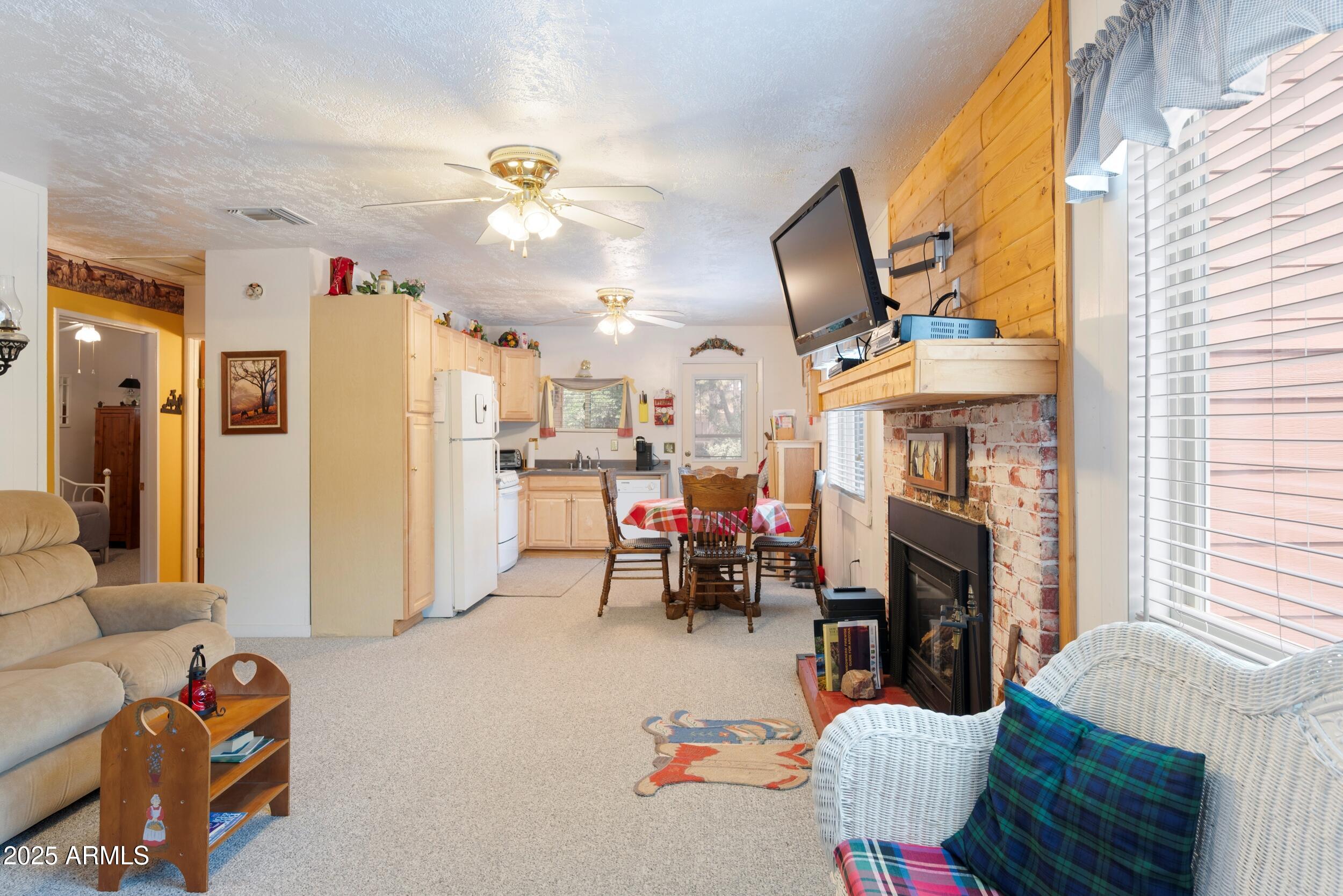 BEAVER VALLEY ESTATES 3 - Residential