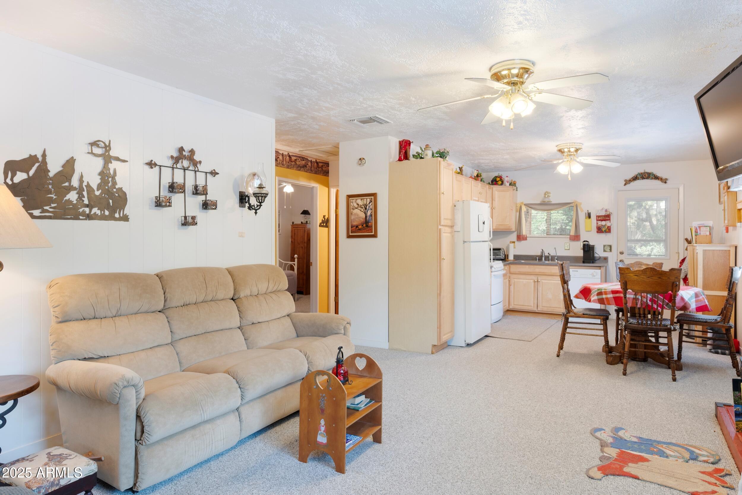 BEAVER VALLEY ESTATES 3 - Residential