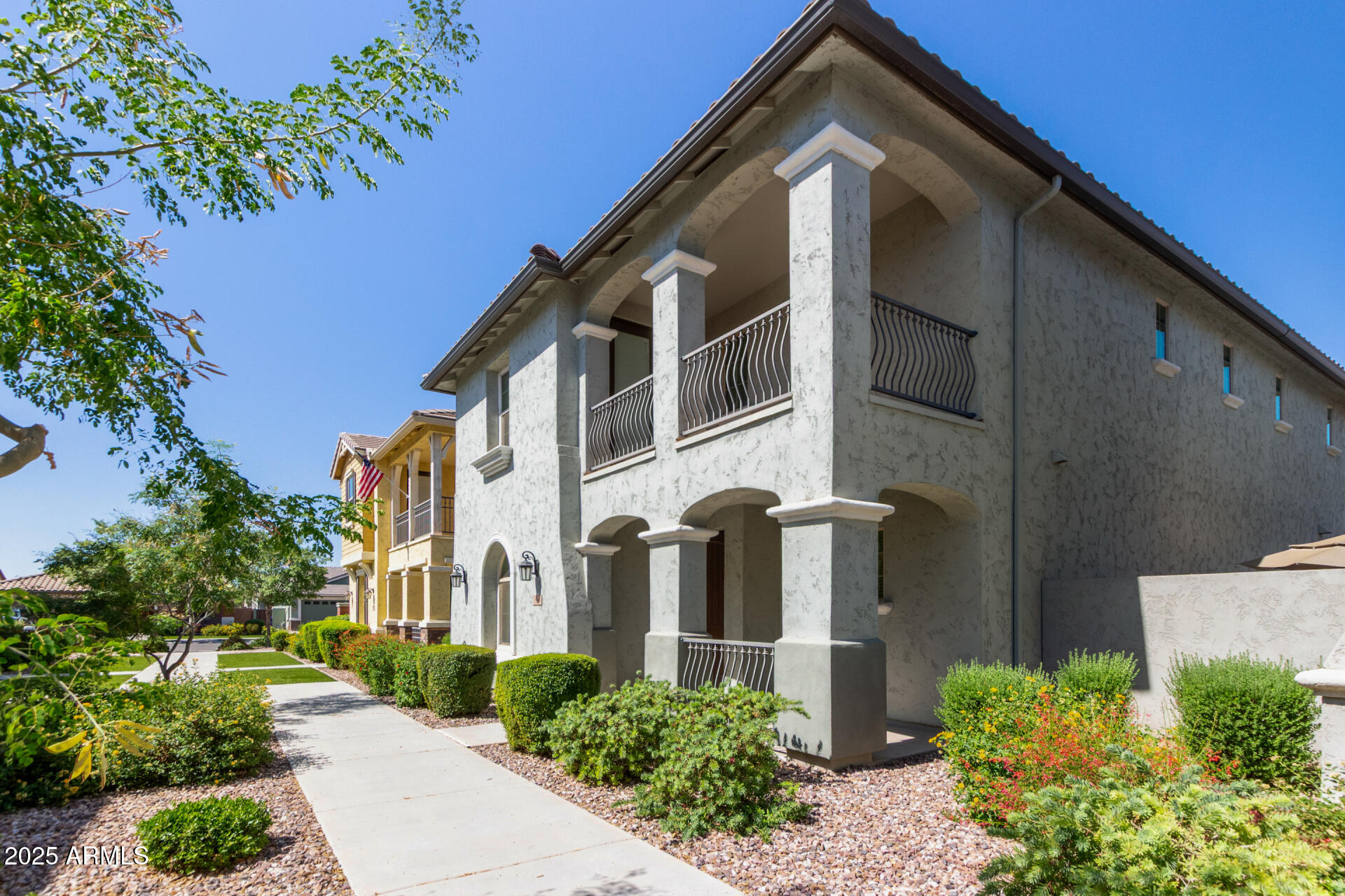 3934 E TURLEY Street