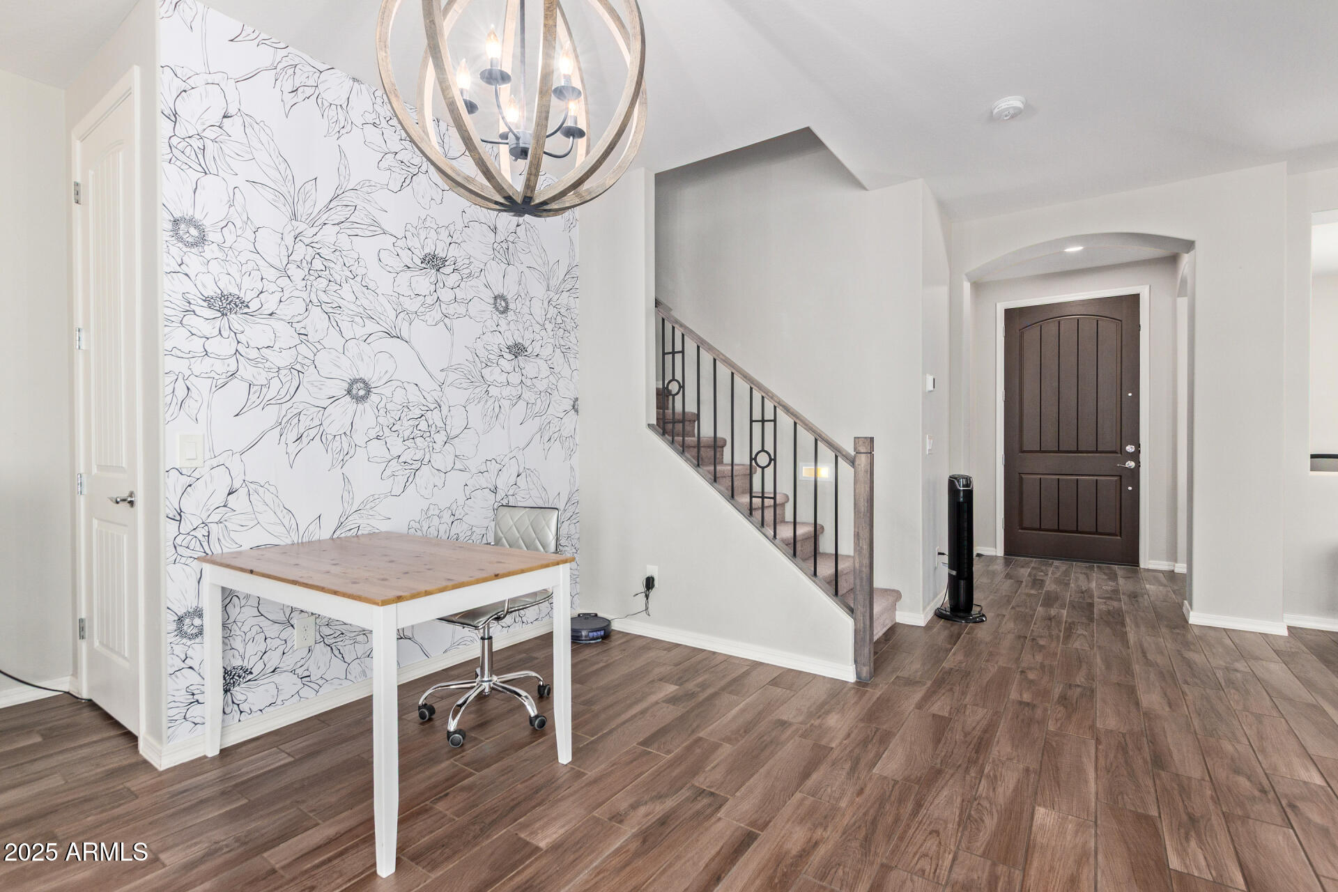 3934 E TURLEY Street