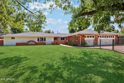 8051 N 15TH Avenue Phoenix AZ 85021